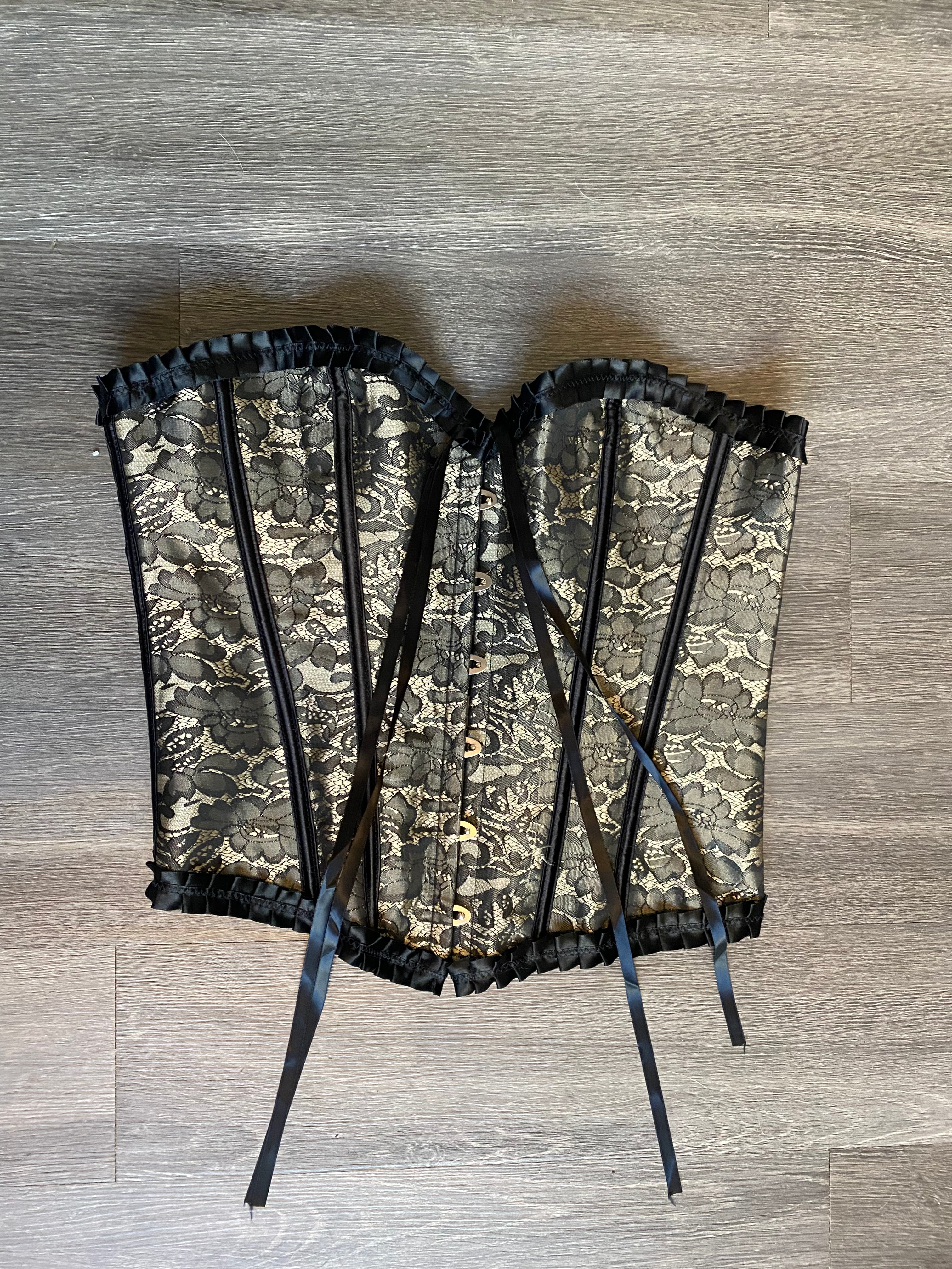 Ruffled Lace Corset